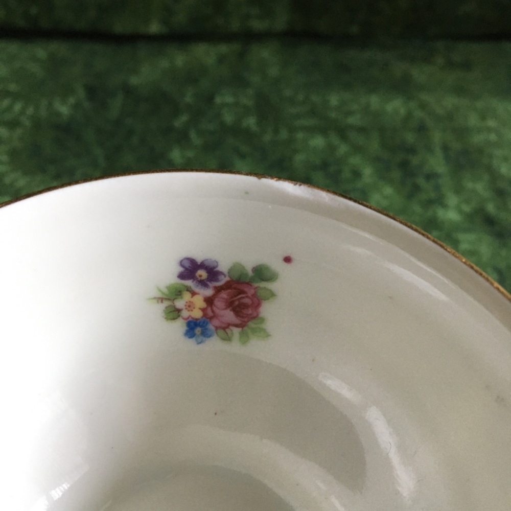 Vintage Mini Teacup and Saucer - Picture 3 of 6